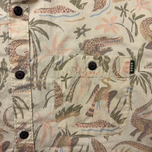 Howler Bros Shirt Mens Medium Tan Crocodile Tropical Short Sleeve Button Down - Picture 5 of 13